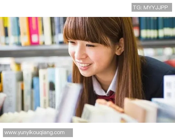 足球明星女友颜值高的秘密揭晓她们的魅力来源与生活方式 足球明星女友颜值高的秘密揭晓她们的魅力来源与生活方式